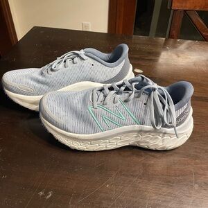 Like new New Balance fresh foam sneakers